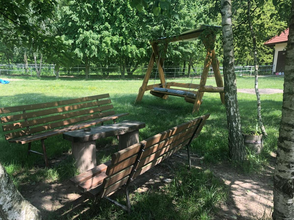 克拉西琴Modryna Ranczo住宿加早餐旅馆 外观 照片